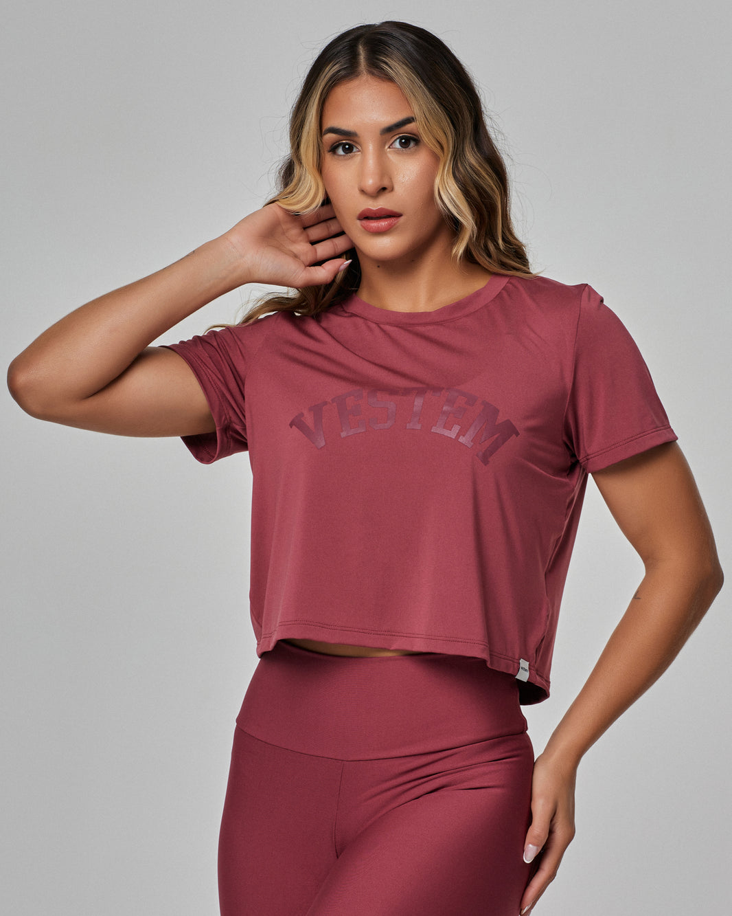 T-SHIRT MANGA CURTA LUPITA