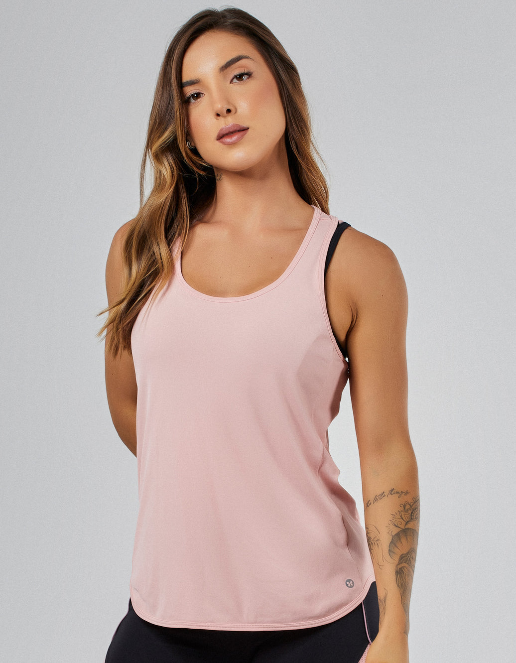 CAMISETA SIN MANGAS CON RUEDAS DRY FIT