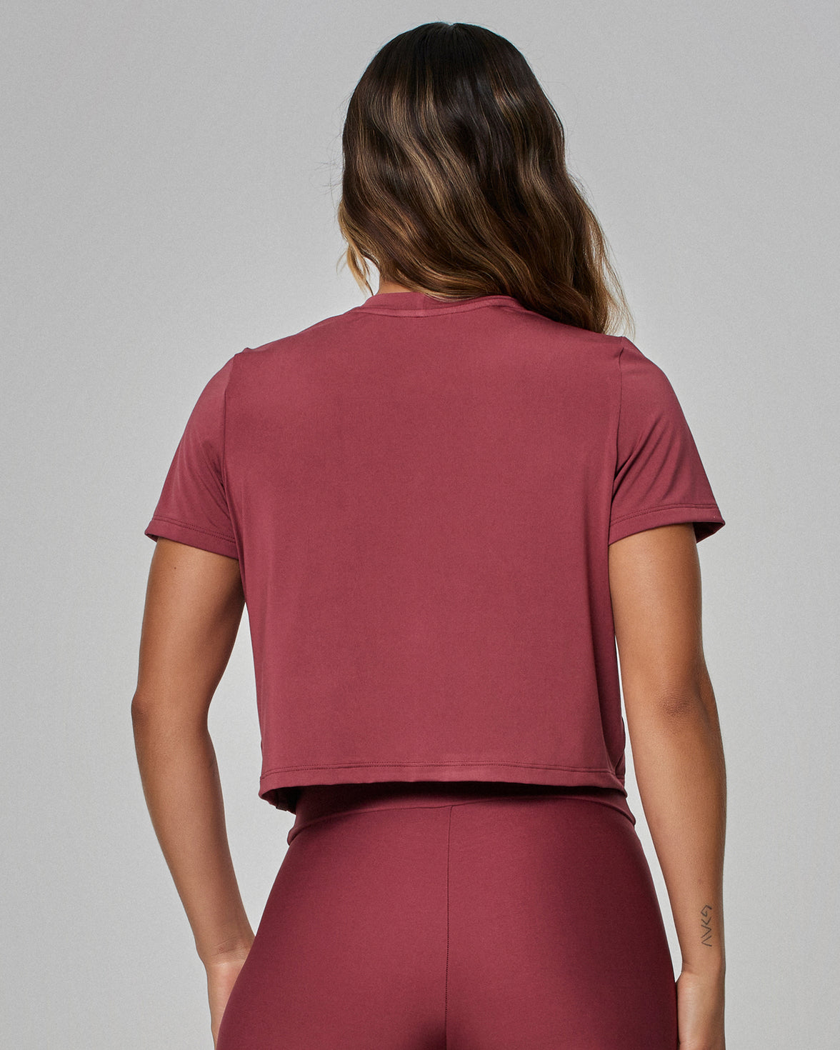 T-SHIRT MANGA CURTA LUPITA