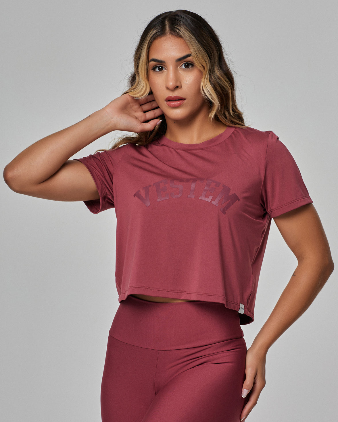 T-SHIRT MANGA CURTA LUPITA