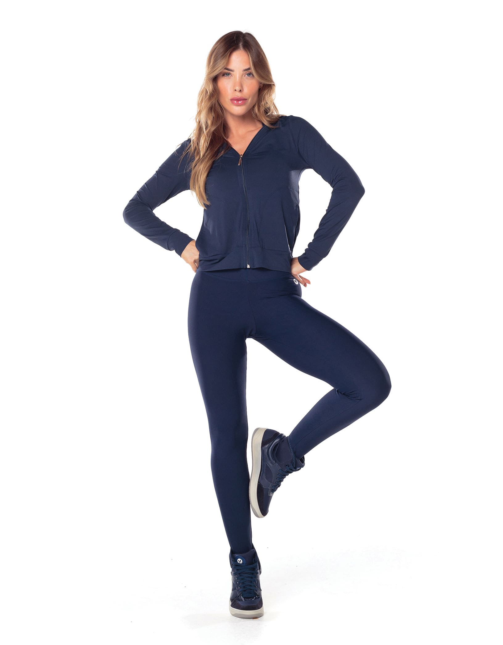 CASACO MINIMAL DRY FIT CHIC