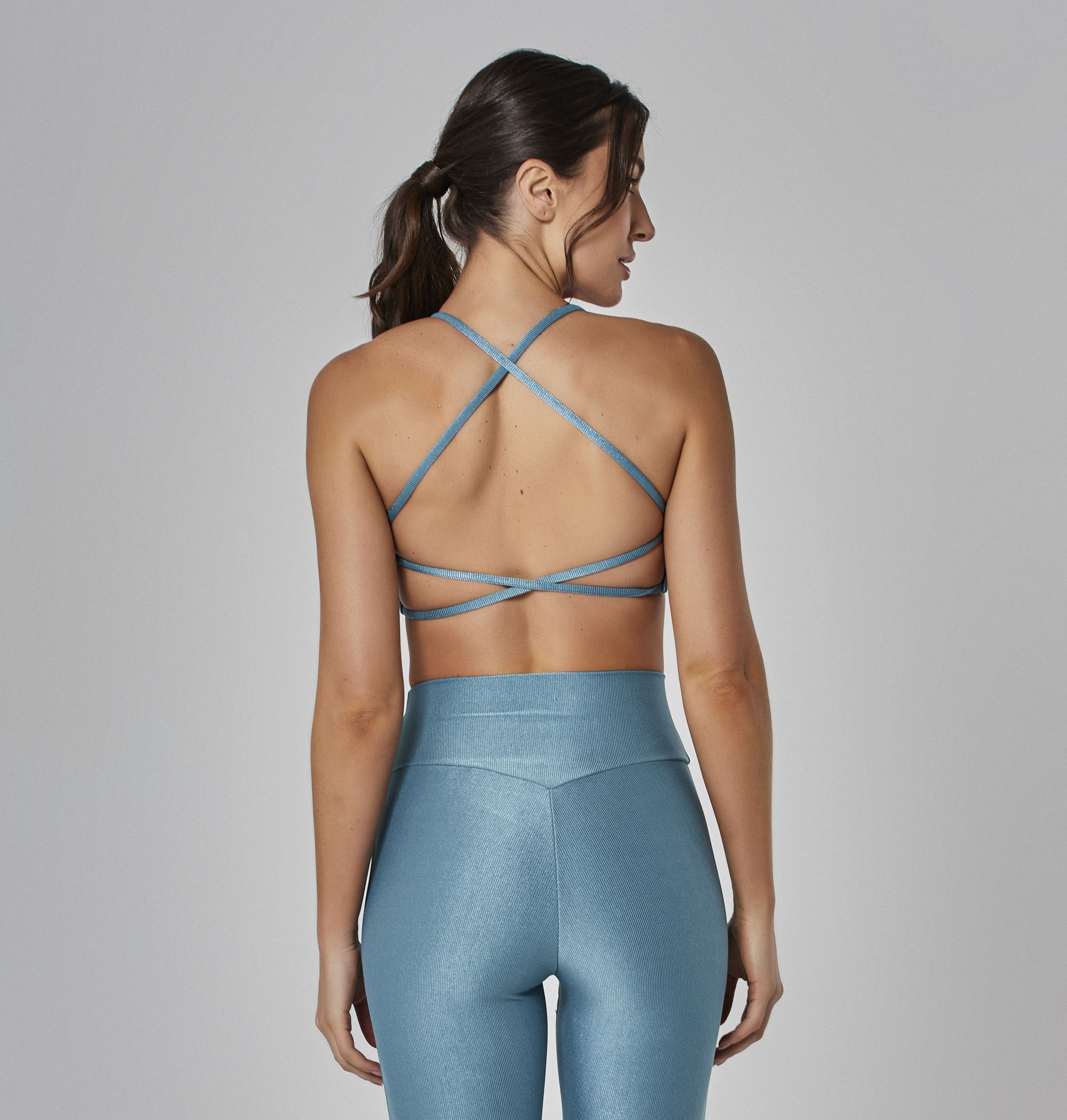 TOP DE SOPORTE LIGHT LILY 